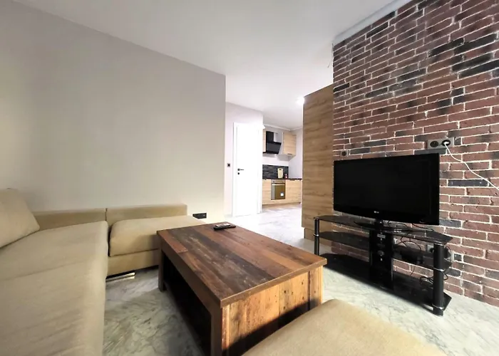 Cozy Fully Renovated By The Sea Apartment Menton